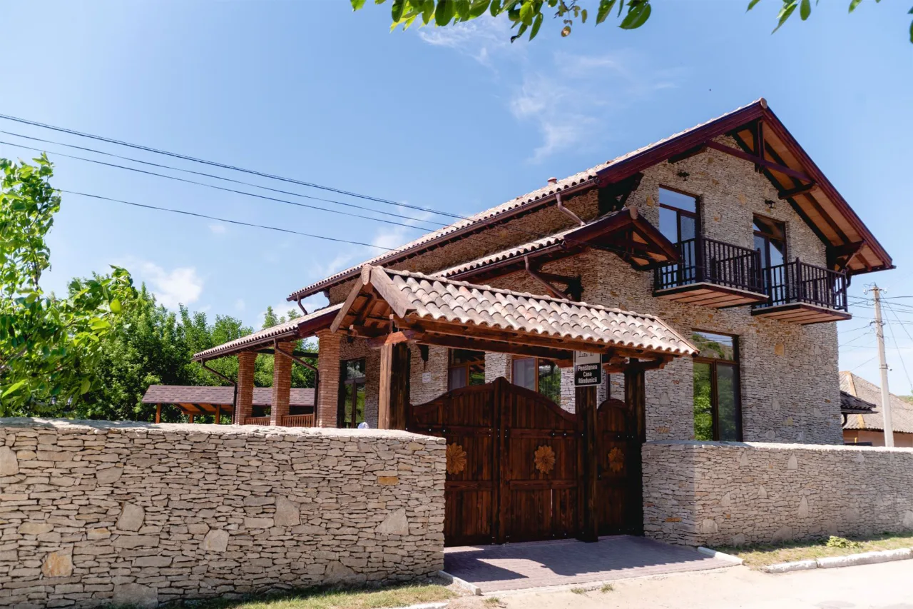 Fotografie: Casa Rândunicii