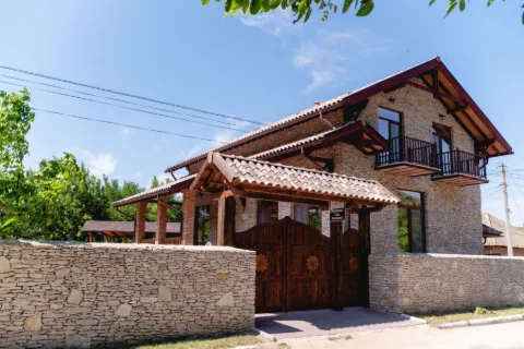Fotografie: Casa Rândunicii