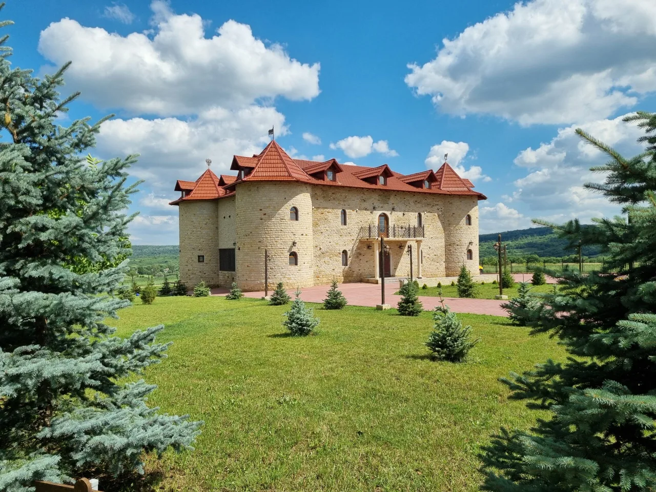 Fotografie: Castelul Unghern