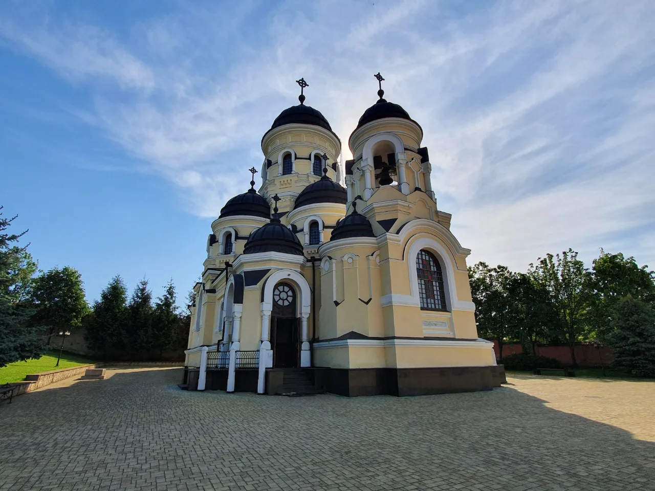 Fotografie: Mănăstirea Căpriana