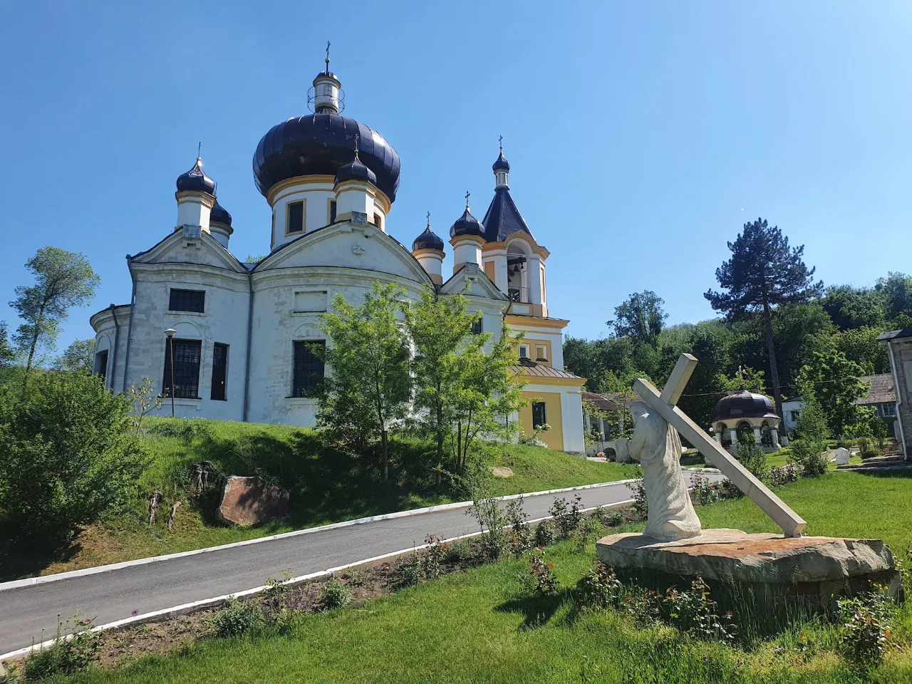 Fotografie: Mănăstirea Condrița