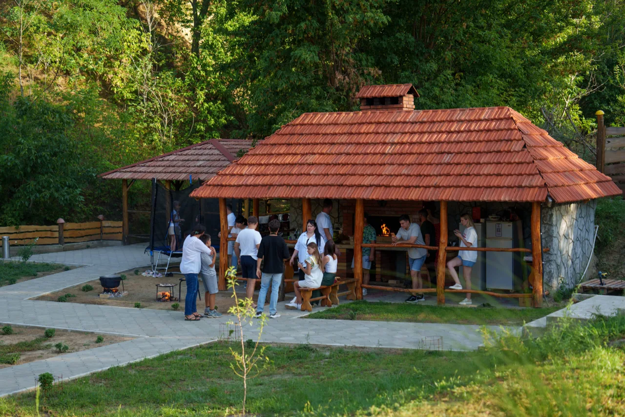 Fotografie: Zona de odihnă „La Ketriș”